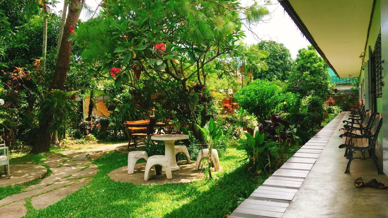 Baan Bua Guest House Chiang Rai Extérieur photo